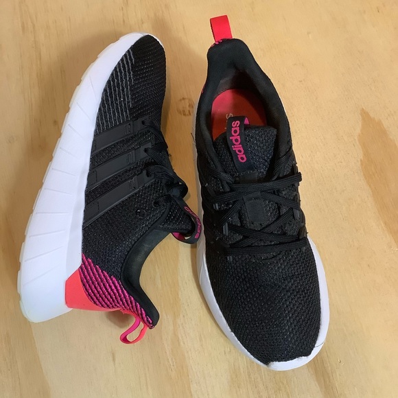 Adidas Womens Questar Flow F36257 Black Running Shoes Sneakers Size 8 - Picture 2 of 7